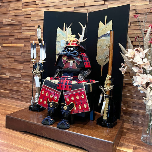 10号真田幸村鎧|赤い鎧の代表的存在!|五月人形 |六文銭 |送料無料|おしゃれ 兜鎧飾り 端午の節句飾り こどもの日 5月人形 人気 - ひなせい 五月人形