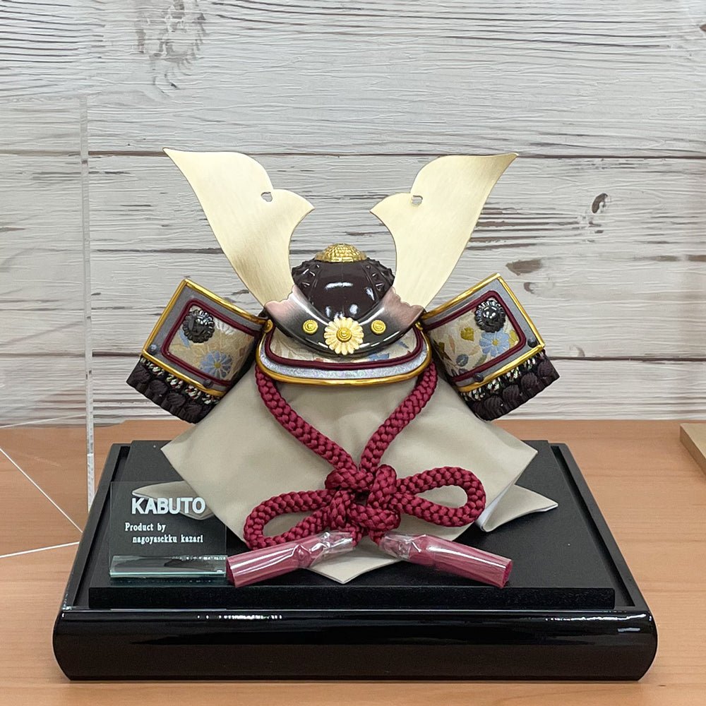 横幅25cm|コンパクトケース飾り|今どきの五月人形| モダンなデザイン|コンパクト おしゃれ 兜鎧飾り 端午の節句飾り こどもの日 - ひなせい 五月人形