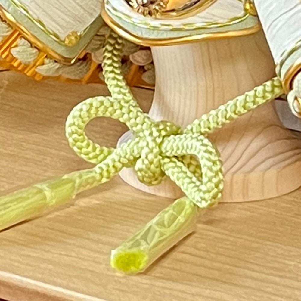 横幅37cm 五月人形 |4号|くすみ色緑|収納兜飾り|ライフスタイルに人気|コンパクト おしゃれ 兜鎧飾り 端午の節句飾り こどもの日 5月人形 人気 かわいい - ひなせい 五月人形