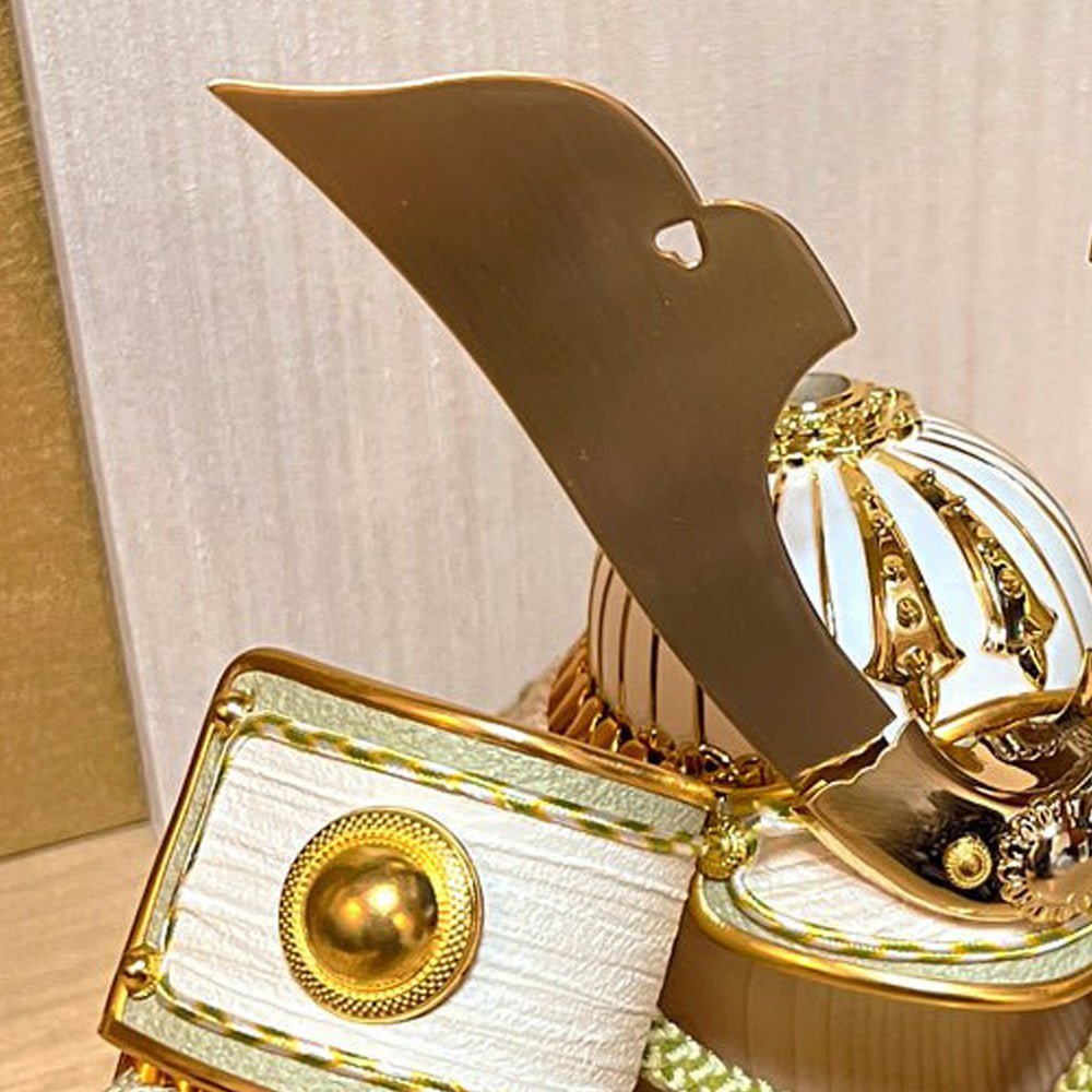 横幅37cm 五月人形 |4号|くすみ色緑|収納兜飾り|ライフスタイルに人気|コンパクト おしゃれ 兜鎧飾り 端午の節句飾り こどもの日 5月人形 人気 かわいい - ひなせい 五月人形