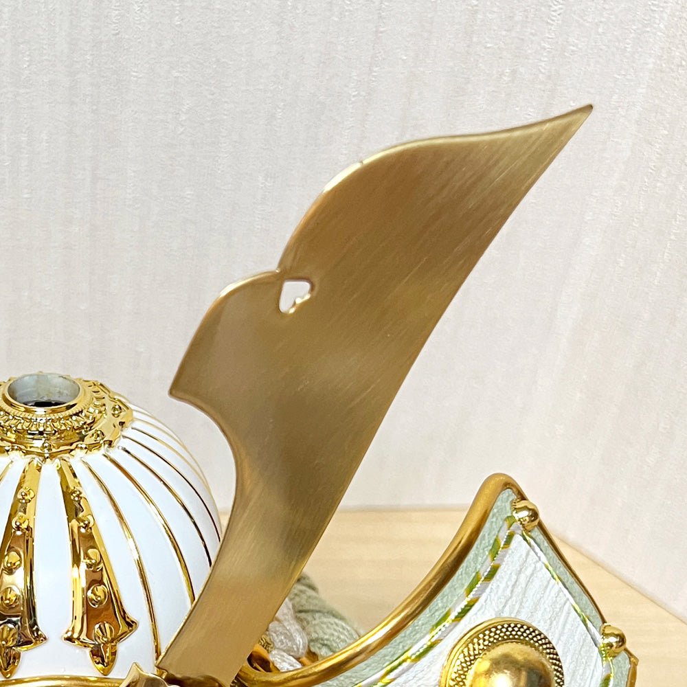 4号 くすみ色緑 ノーマル|半月ナチュラル|今、流行り 丸いタイプ 五月人形 丸型コンパクト|おしゃれ 兜鎧飾り 端午の節句飾り こどもの日 5月人形 人気 - ひなせい 五月人形