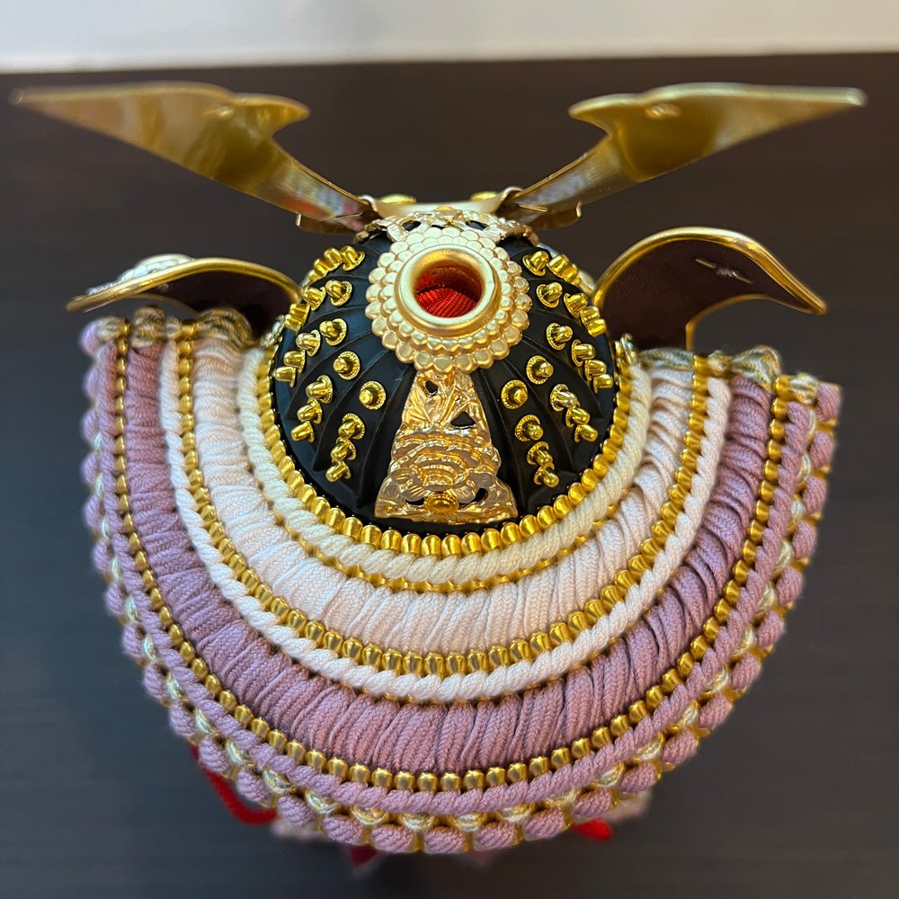 4号 奉納鎧飾り| パープルむらさき色取り| 淡紫の色づけ| 生彩 |五月人形|コンパクト おしゃれ 兜鎧飾り 端午の節句飾り こどもの日 5月人形 人気 - ひなせい 五月人形