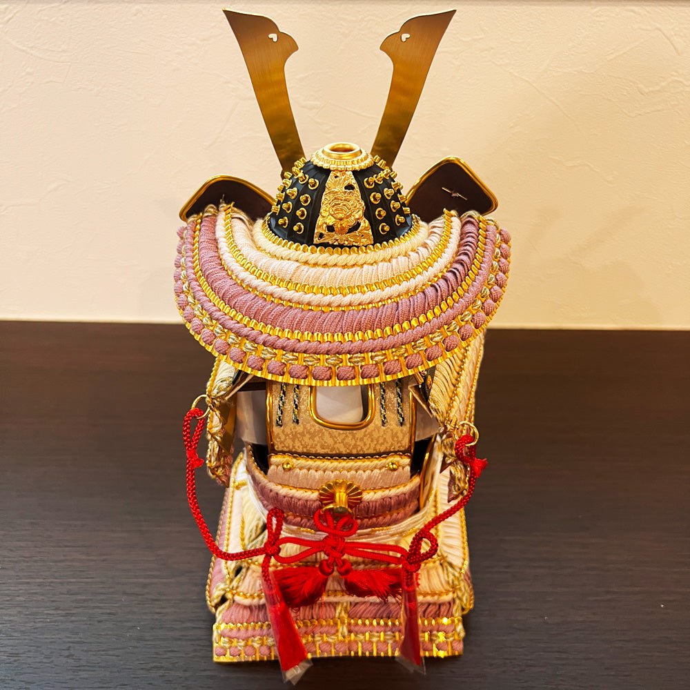 4号 奉納鎧飾り| パープルむらさき色取り| 淡紫の色づけ| 生彩 |五月人形|コンパクト おしゃれ 兜鎧飾り 端午の節句飾り こどもの日 5月人形 人気 - ひなせい 五月人形