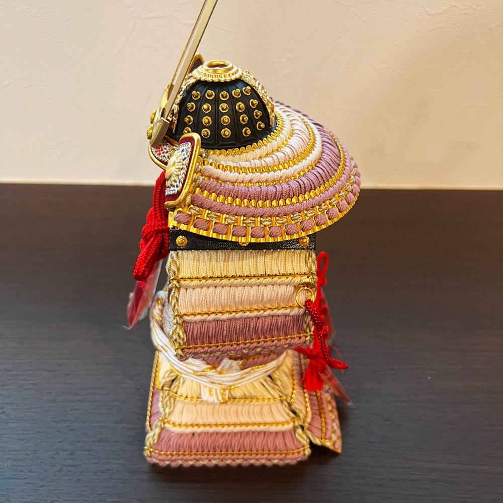 4号 奉納鎧飾り| パープルむらさき色取り| 淡紫の色づけ| 生彩 |五月人形|コンパクト おしゃれ 兜鎧飾り 端午の節句飾り こどもの日 5月人形 人気 - ひなせい 五月人形