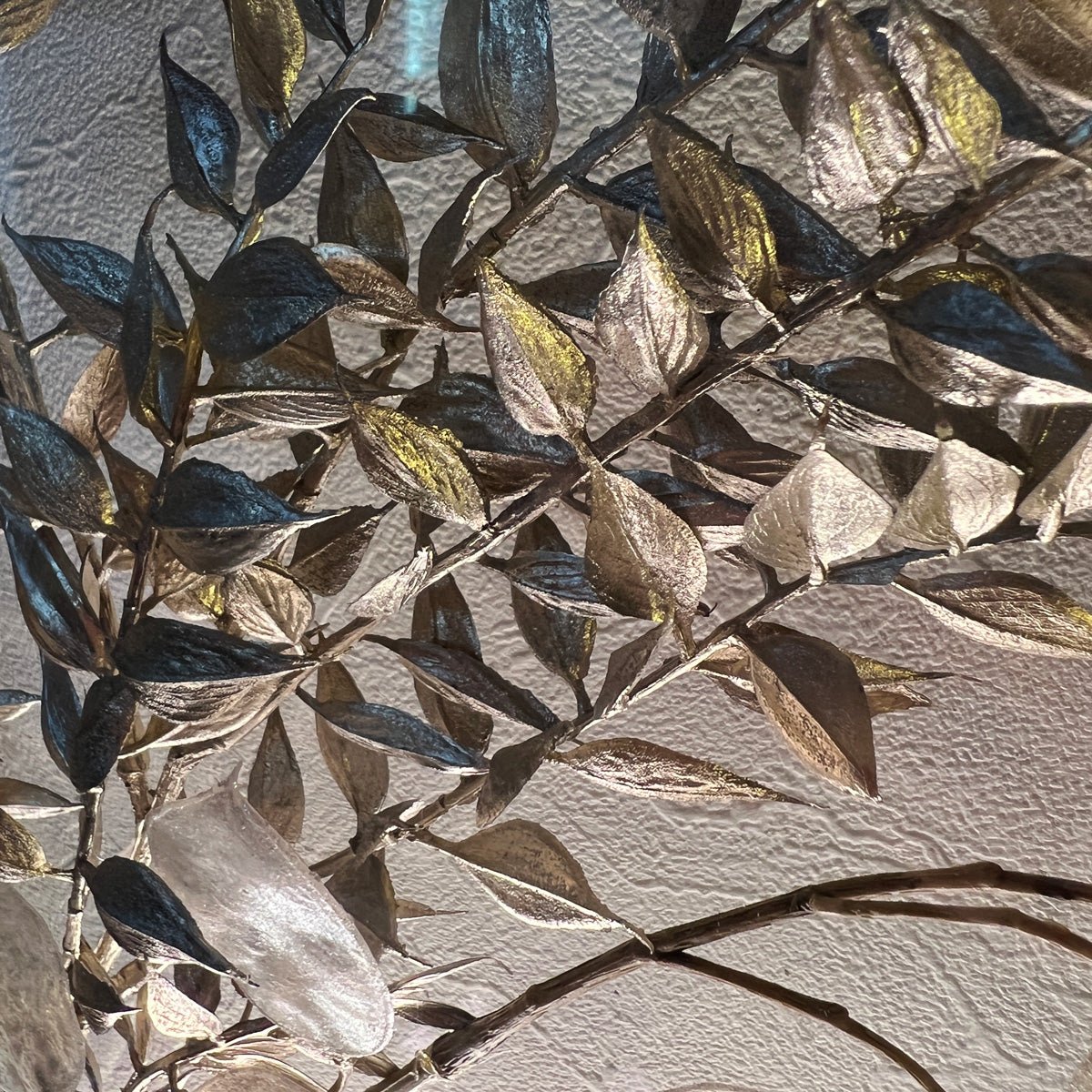 4号 ブロンズ兜 LUMIN|グレー の色合い |五月人形|コンパクト おしゃれ 兜鎧飾り 端午の節句飾り こどもの日 5月人形 人気 - ひなせい 五月人形