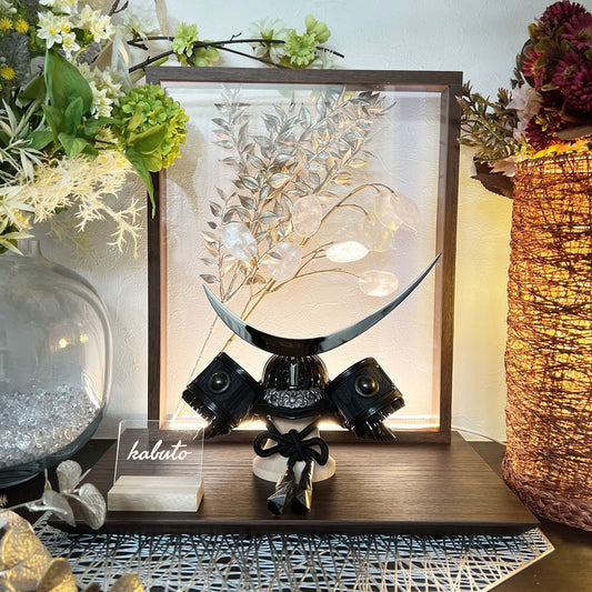 4号ブロンズ 伊達政宗兜飾り LUMIN|アクリル板のモダンな 五月人形|コンパクト おしゃれ LED 端午の節句飾り こどもの日 5月人形 人気 (コピー) - ひなせい 五月人形