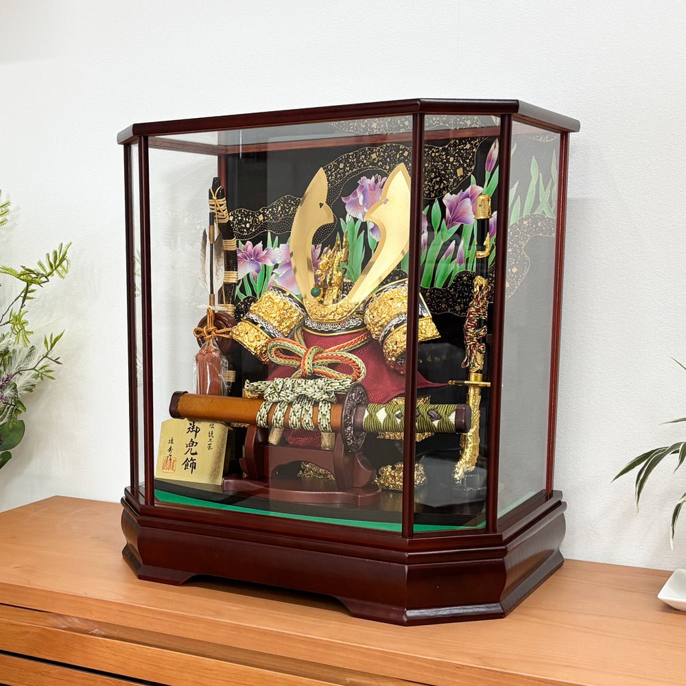 横幅45cm|ケース入り飾り|五月人形【ルイ】| リーズナブル モダン|コンパクト おしゃれ 兜鎧飾り 端午の節句飾り こどもの日 5月人形 - ひなせい 五月人形