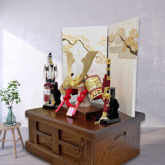 横幅46cm|国宝模写 春日大社|11号 竹雀之の兜飾り| 五月人形 |モダン|コンパクト おしゃれ 兜鎧飾り 端午の節句飾り こどもの日 5月人形 人気 かわいい かぶと - ひなせい 五月人形