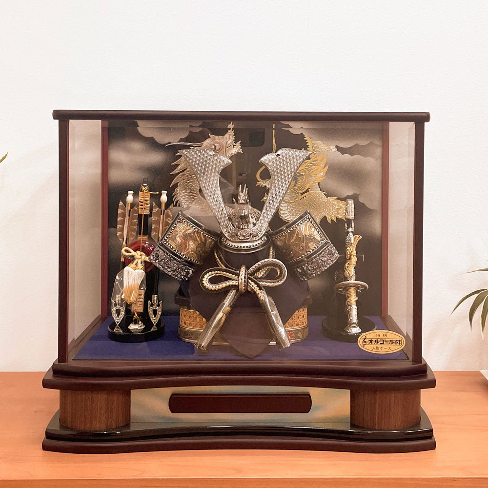 ケース入り飾り|五月人形【ルキ】| リーズナブル モダン|コンパクト おしゃれ 兜鎧飾り 端午の節句飾り こどもの日 5月人形 人気 - ひなせい 五月人形