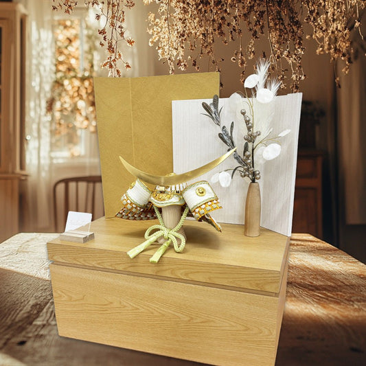 横幅50cm 五月人形 収納兜飾り|8号くすみ色緑| 武将 伊達政宗|モダン ナチュラル |勇敢で教養高い|コンパクト おしゃれ 兜鎧飾り 端午の節句飾り こどもの日 5月人形 人気 かぶと - ひなせい 五月人形