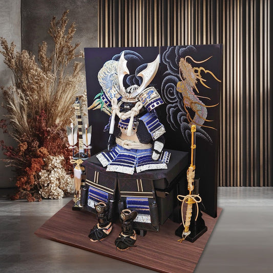 横幅60cm|7号ブルーの鎧|小さめで勇ましい鎧| 青色で綺麗 |五月人形節句飾り|コンパクト おしゃれ 兜鎧飾り 端午の節句飾り こどもの日 5月人形 人気 - ひなせい 五月人形