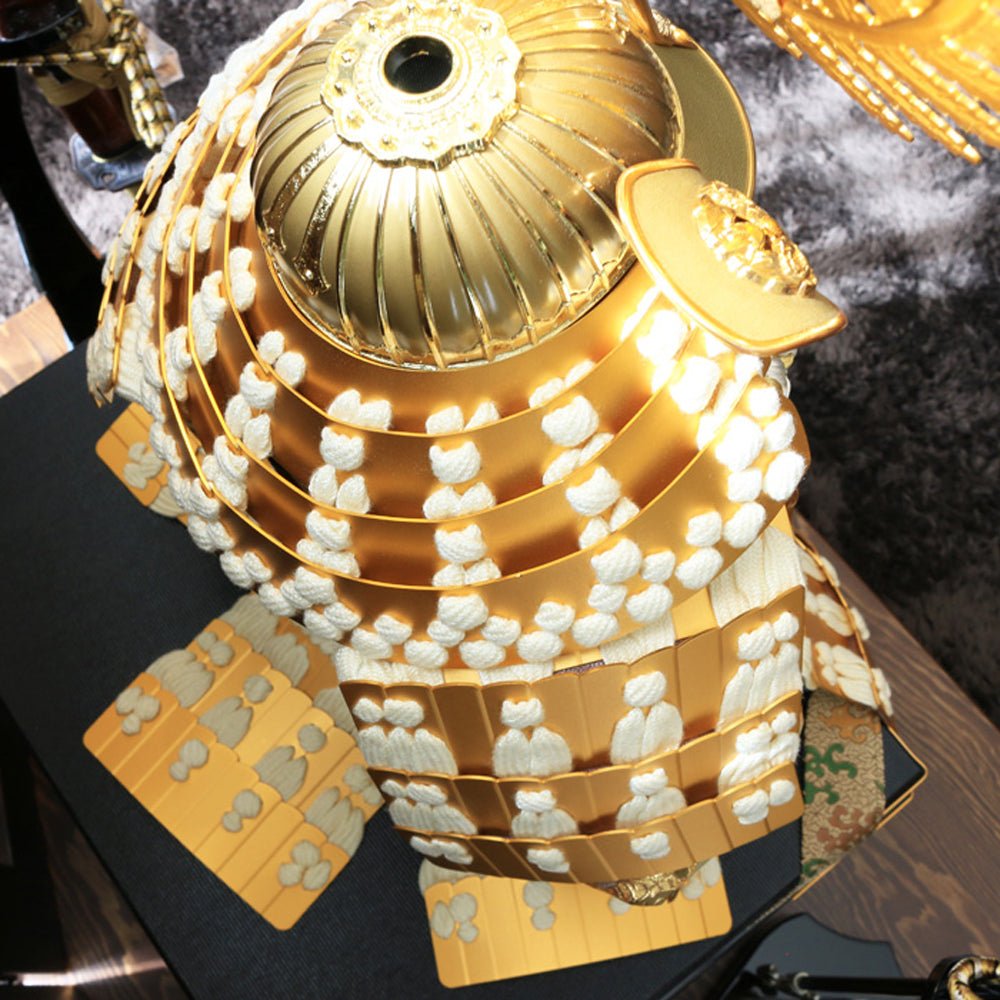 横幅85cm|翠鳳作 10号鎧 | 武将 徳川家康金|気品ある5月人形|リビングに飾る ||おしゃれ 兜鎧飾り 端午の節句飾り こどもの日 5月人形 石破首相 トランプ大統領へ - ひなせい 五月人形
