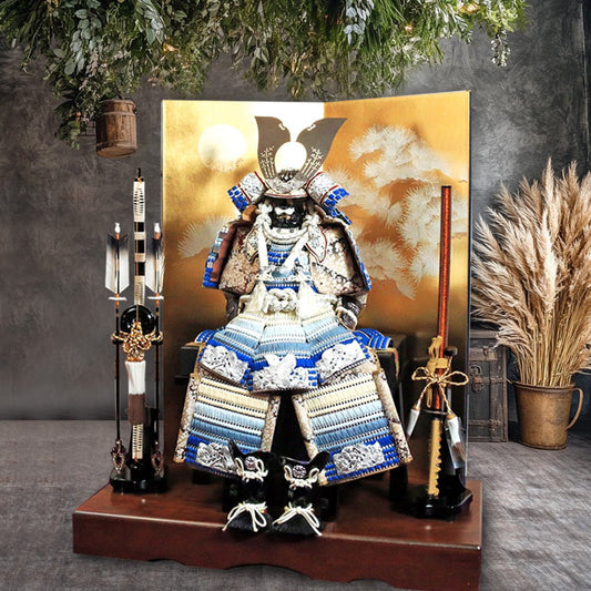 横幅85cm|翠鳳作 12号青段鎧|青い鎧が美しい!|五月人形 |良い見栄えの金屏風|おしゃれ 兜鎧飾り 端午の節句飾り こどもの日 5月人形 石破首相 トランプ大統領へ - ひなせい 五月人形