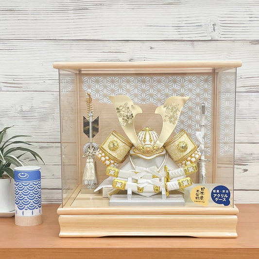 ケース入り飾り|今どきの五月人形| ホワイト モダン|コンパクト おしゃれ 兜鎧飾り 端午の節句飾り こどもの日 - ひなせい 五月人形