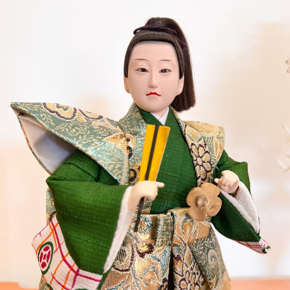日本の伝統工芸品|侍(さむらい)着物人形 刀を持ちお顔も精密な石膏で手作り - ひなせい 五月人形