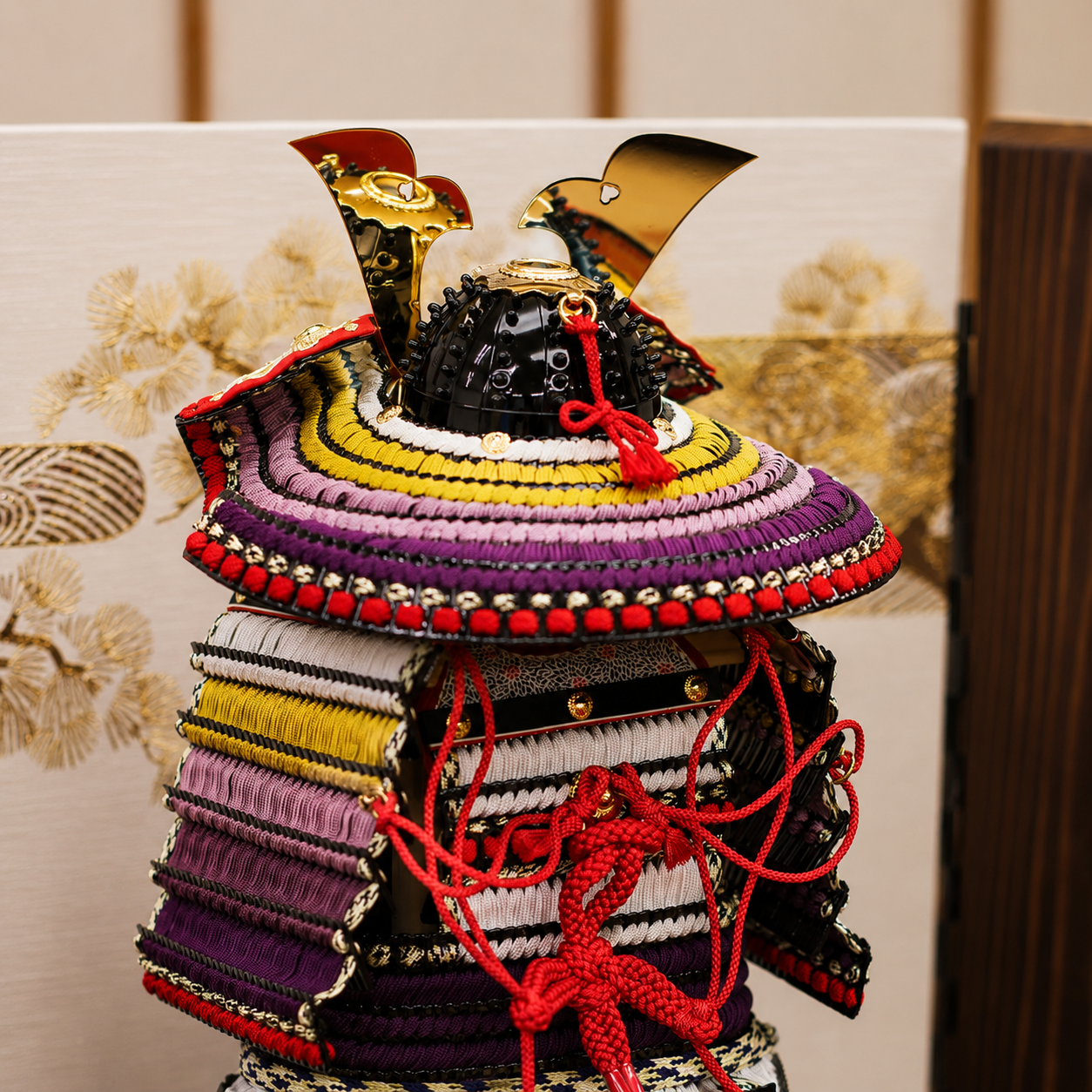1/4奉納鎧 ｜五月人形｜ 大山祇神社の源義経模写｜銅丸鎧｜加藤鞆美｜おしゃれ 兜鎧飾り 端午の節句飾り こどもの日 5月人形 人気 - ひなせい 五月人形