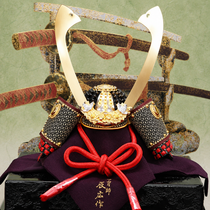 横幅75cm｜1/3 名工 小島辰広作 本小札兜｜ 五月人形 兜飾り おしゃれ｜重厚感｜ 端午の節句飾り こどもの日 人気 - ひなせい 五月人形