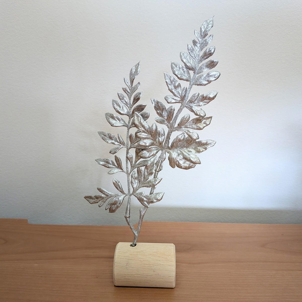 横幅30cm｜4号 ブルー兜 ブラウン moonlight｜玄関に飾りたい コンパクト五月人形 ｜モダン｜コンパクト おしゃれ 兜鎧飾り 端午の節句飾り こどもの日 5月人形 かぶと - 五月人形 ひなせい