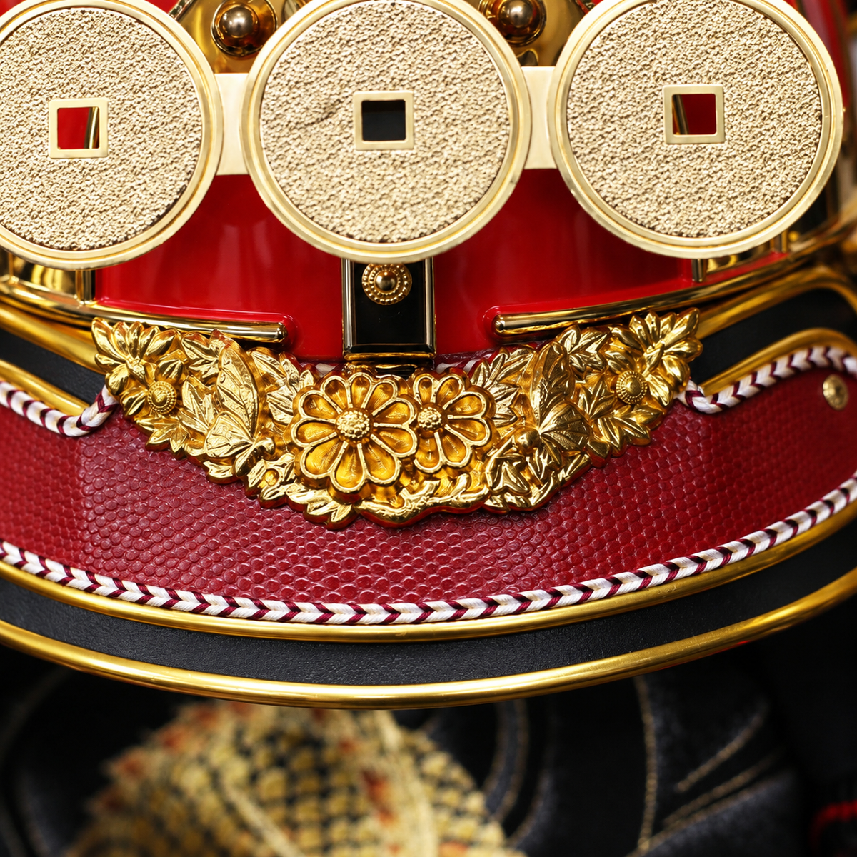 横幅85cm｜着用兜飾り 武将 真田幸村｜5月人形｜優雅で豪快｜派手で綺麗さが素敵｜五月人形｜おしゃれ 兜鎧飾り 端午の節句飾り こどもの日 5月人形 人気 - ひなせい 五月人形