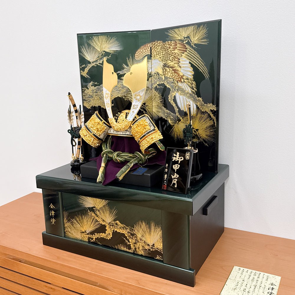 横幅50cm｜収納タイプ 会津塗 五月人形 コンパクト飾り｜モダン｜コンパクト おしゃれ 兜鎧飾り 端午の節句飾り こどもの日 5月人形 かぶと - 五月人形 ひなせい