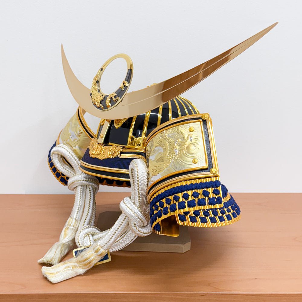 横幅65cm｜着用兜 収納タイプ 会津塗 五月人形 ｜モダン｜コンパクト おしゃれ 兜鎧飾り 端午の節句飾り こどもの日 5月人形 かぶと - 五月人形 ひなせい