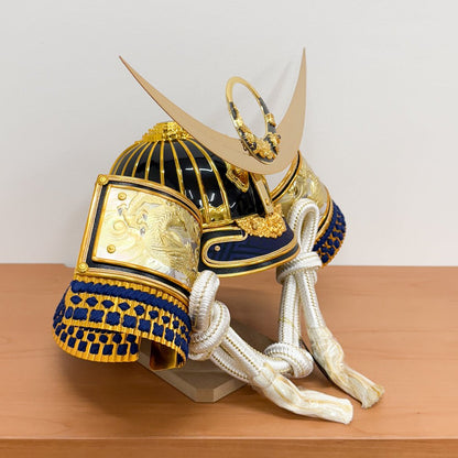 横幅65cm｜着用兜 収納タイプ 会津塗 五月人形 ｜モダン｜コンパクト おしゃれ 兜鎧飾り 端午の節句飾り こどもの日 5月人形 かぶと - 五月人形 ひなせい