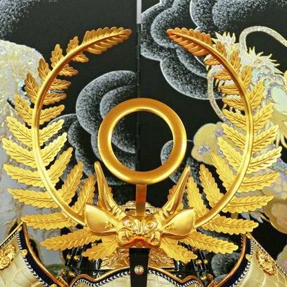 横幅85cm｜翠鳳作 着用兜 武将 徳川家康 金｜5月人形｜かぶれる特大五月人形｜おしゃれ 兜鎧飾り 端午の節句飾り こどもの日 5月人形 石破首相 トランプ大統領へ - ひなせい 五月人形