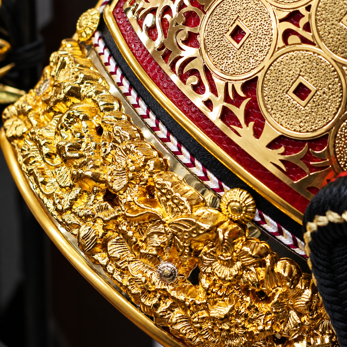 横幅85cm｜着用兜飾り 武将 真田幸村｜5月人形｜優雅で豪快｜派手で綺麗さが素敵｜五月人形｜おしゃれ 兜鎧飾り 端午の節句飾り こどもの日 5月人形 人気 - ひなせい 五月人形