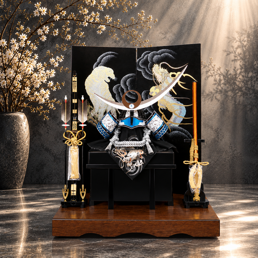 横幅85cm｜兜 武将 上杉謙信｜流行りの兜飾り｜大きい五月人形｜良い出来栄えで一押し｜おしゃれ 兜鎧飾り 端午の節句飾り こどもの日 5月人形 人気 -  五月人形