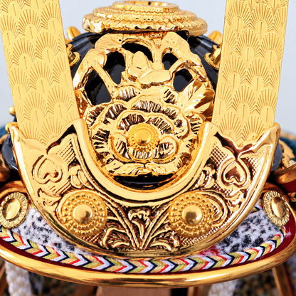 横幅38cm｜朔太郎作 奉納鎧｜稀少！｜五月人形の鎧飾りでコンパクト｜収納飾り｜コンパクト おしゃれ 兜鎧飾り 端午の節句飾り こどもの日 5月人形 人気 - SAKURA ARCH 五月人形