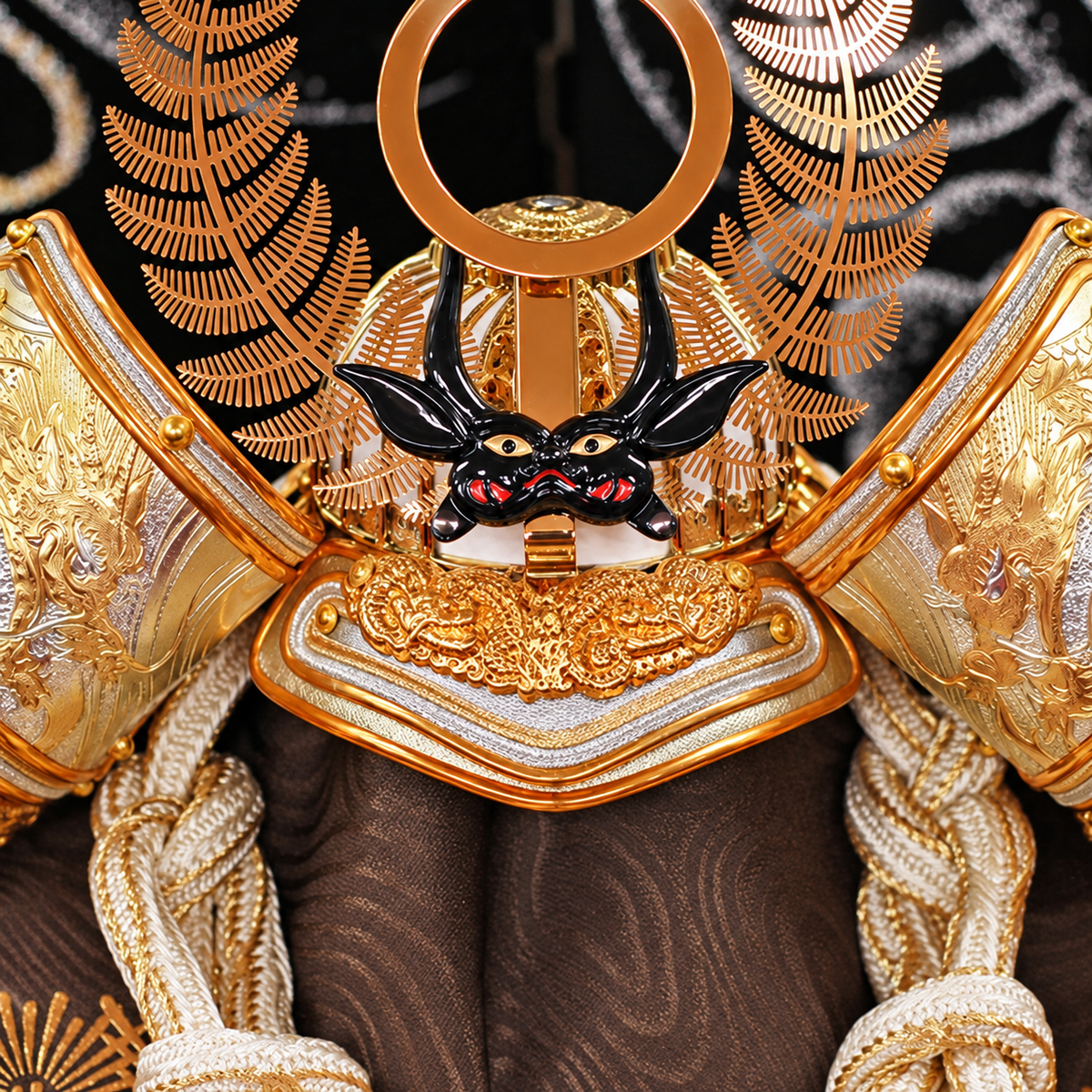 横幅60cm｜立体12号 武将 徳川家康 白金｜ちっちゃな 五月人形