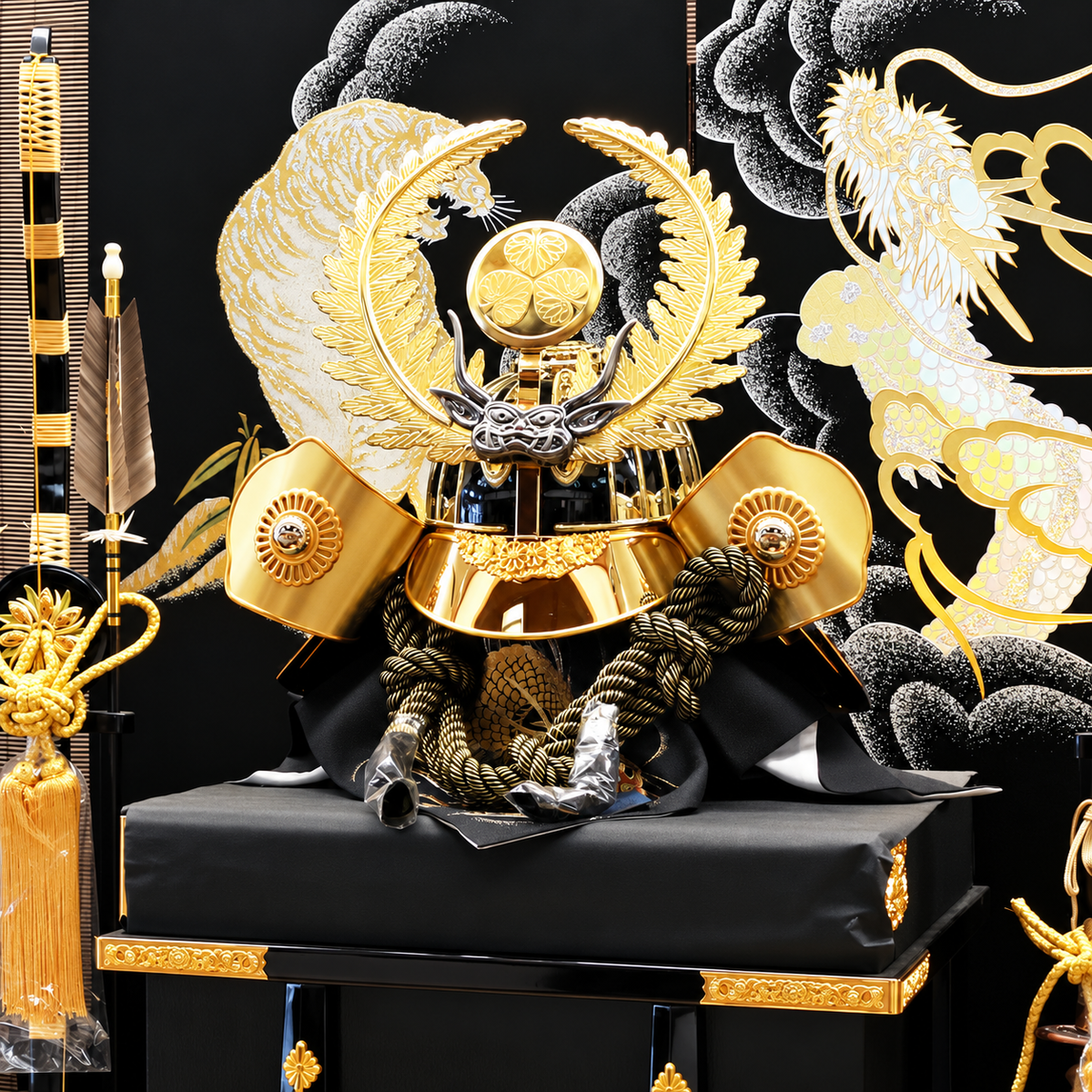 横幅85cm｜着用兜 武将 徳川家康 羅王｜流行りの兜飾り｜大きい五月人形｜良い出来栄えで一押し｜おしゃれ 兜鎧飾り 端午の節句飾り こどもの日 5月人形 人気 - SAKURA ARCH（サクラ アーチ） 五月人形