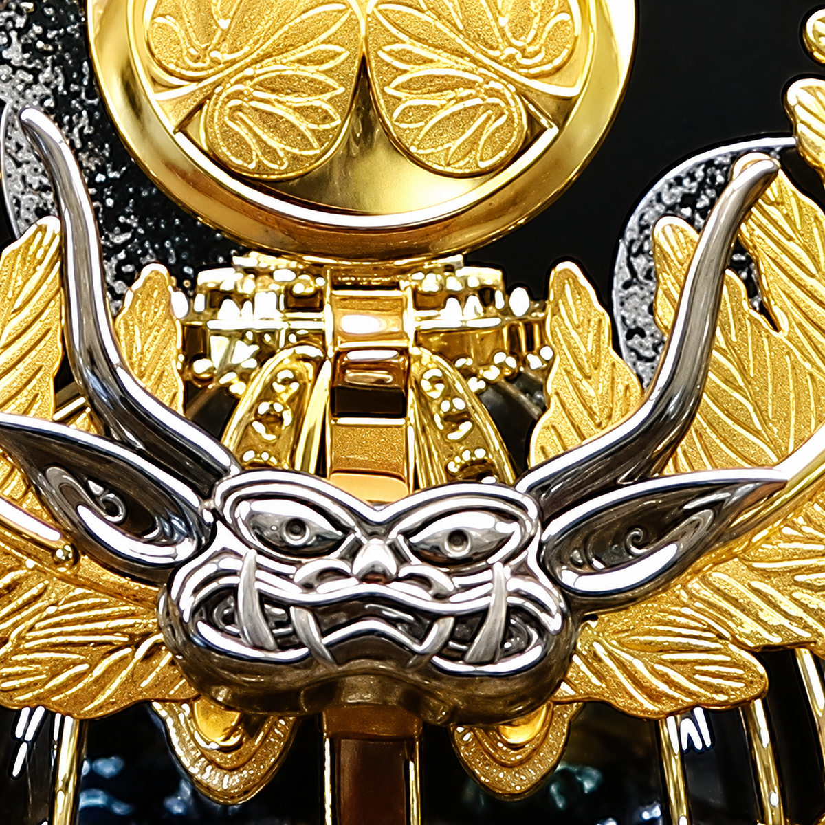 横幅85cm｜着用兜 武将 徳川家康 羅王｜流行りの兜飾り｜大きい五月人形｜良い出来栄えで一押し｜おしゃれ 兜鎧飾り 端午の節句飾り こどもの日 5月人形 人気 - SAKURA ARCH（サクラ アーチ） 五月人形